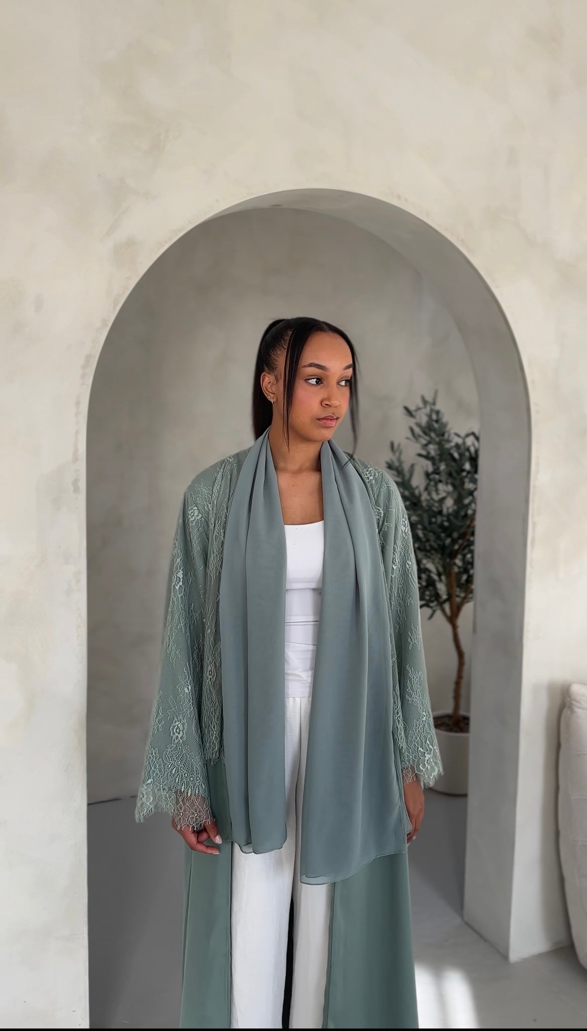 Serene Abaya