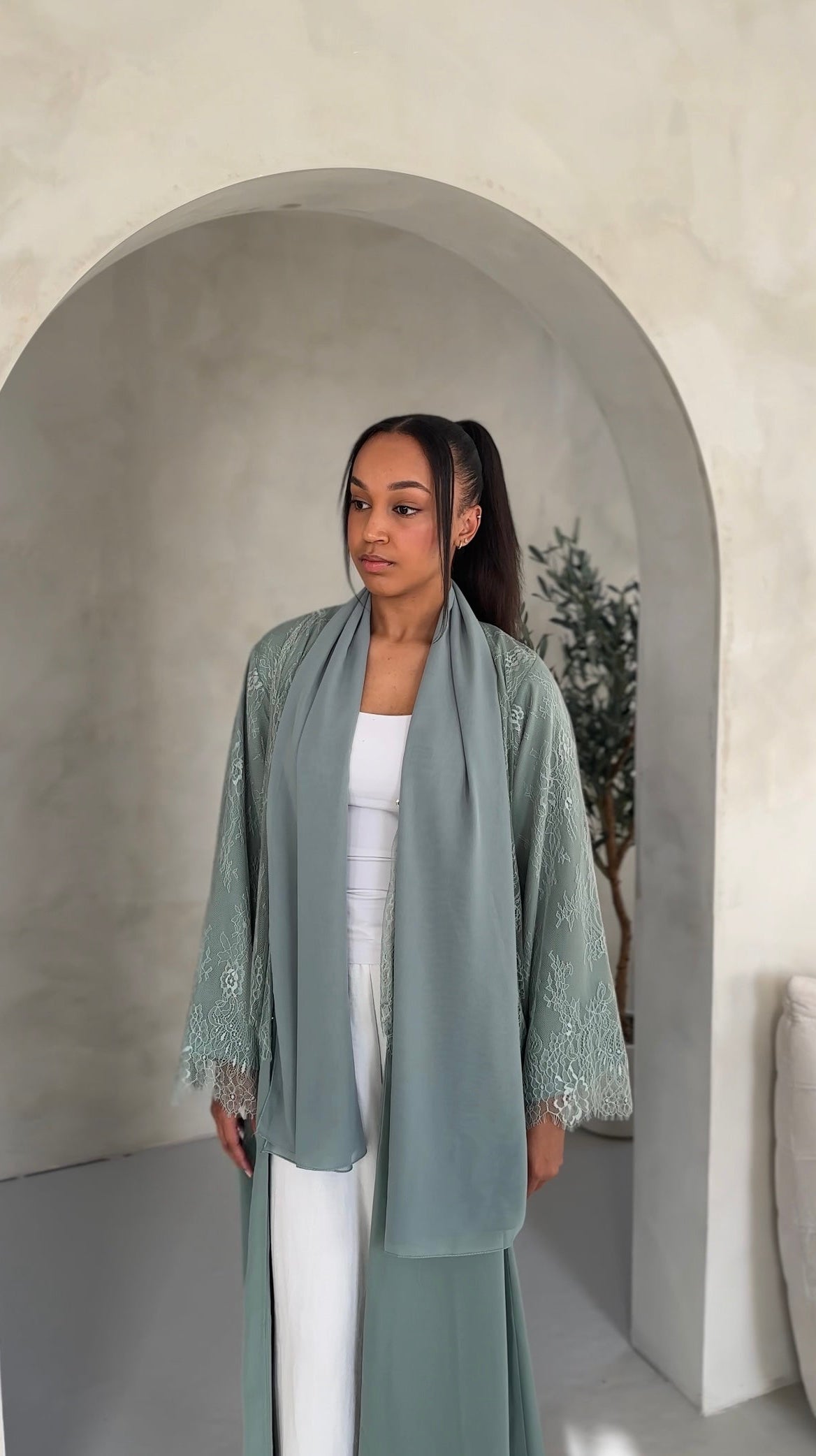 Serene Abaya